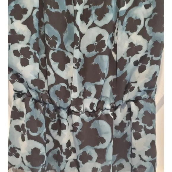 Lauren Conrad floral blouse - Picture 4 of 5